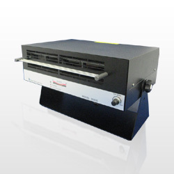 HUGLE MODEL 20/20S 离子送风器 传媒广电领域的静电消除专家